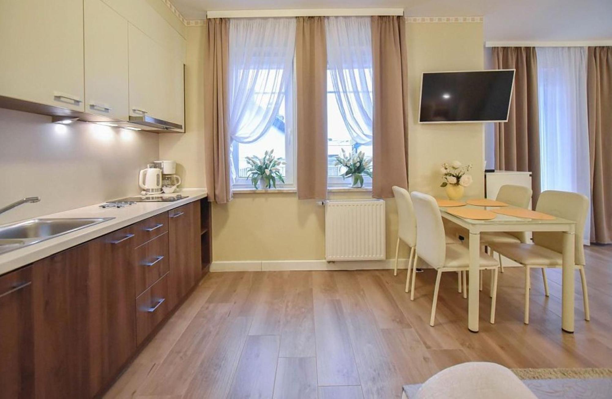 Apartamenty Na Wyspie - Aquamarina - Parking سفينويتشي المظهر الخارجي الصورة
