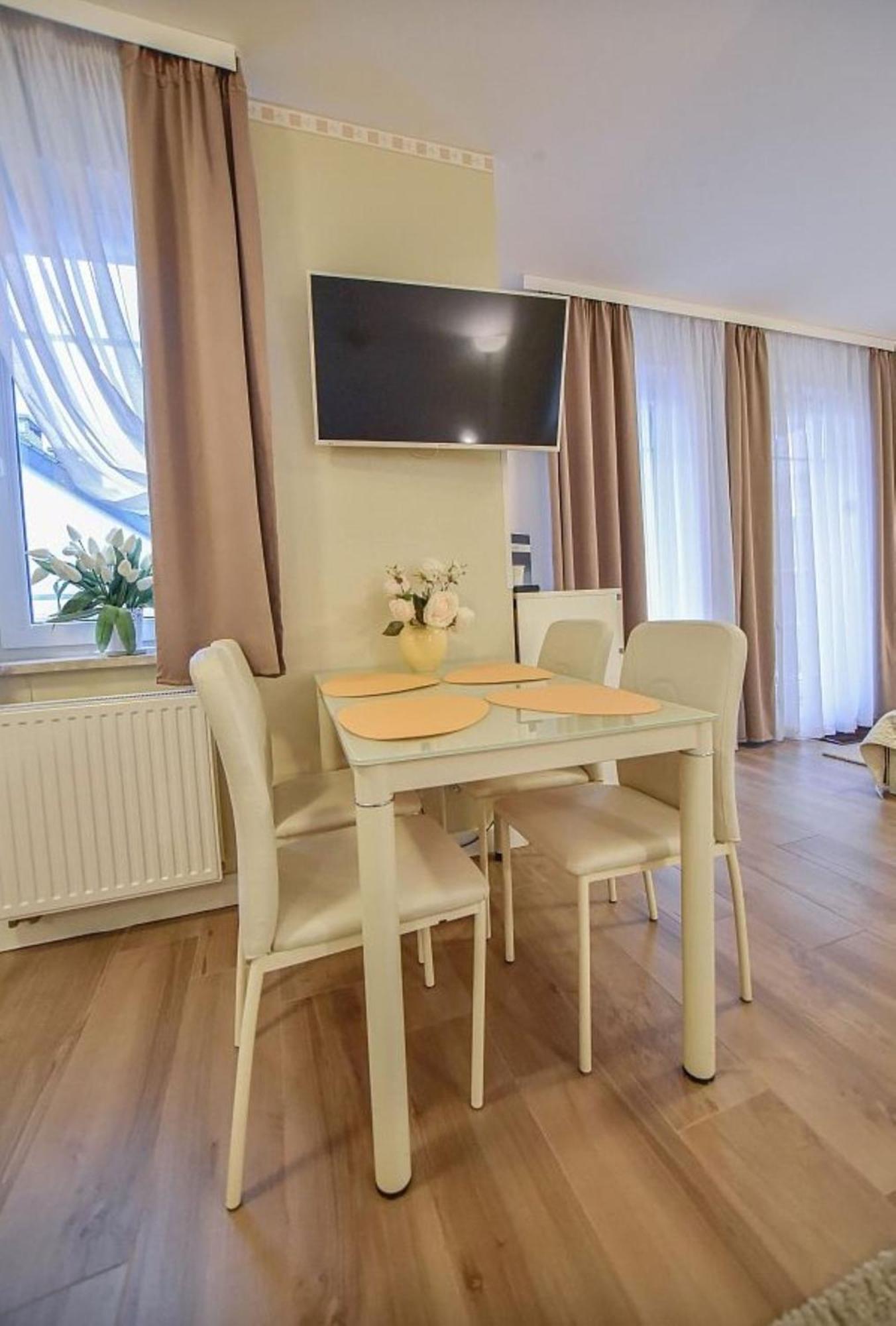 Apartamenty Na Wyspie - Aquamarina - Parking سفينويتشي المظهر الخارجي الصورة