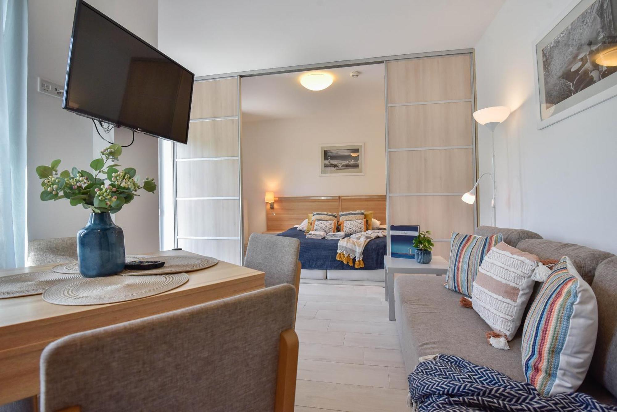 Apartamenty Na Wyspie - Aquamarina - Parking سفينويتشي المظهر الخارجي الصورة